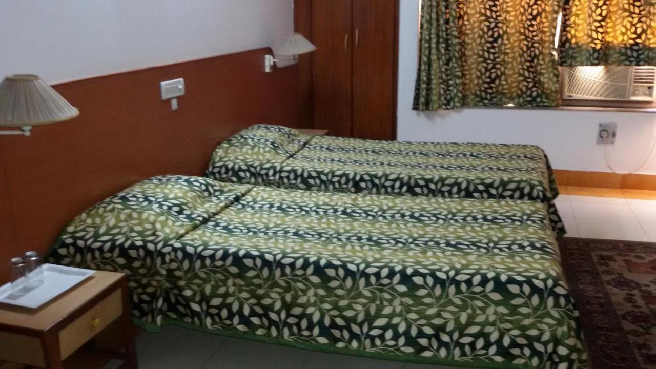 Hotel Tapti Saral Bhopal Bagian luar foto